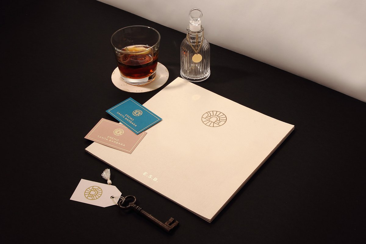 國外民宿酒店品牌vi設計和標志設計，品牌設計，品牌vi設計，標志設計，酒店vi設計，民宿vi設計，深圳vi設計，左右格局