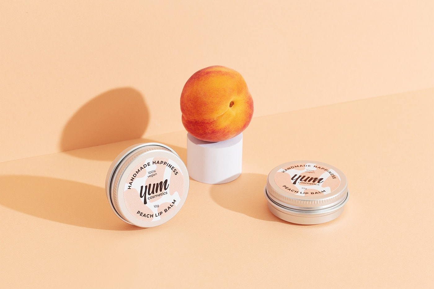 Yum高級手工零售化妝品精品店品牌VI設計，化妝品VI設計，高端VI設計，品牌視覺設計，深圳VI設計，左右格局